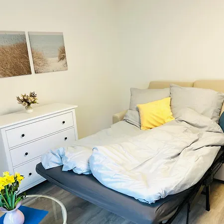 Modern Business Near Expo & Self Check-in & Fast Wifi & Free Parking - Quiet *