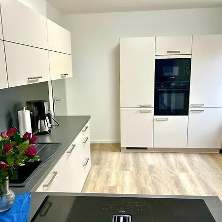 Modern Business Near Expo & Self Check-in & Fast Wifi & Free Parking - Quiet Hannover
