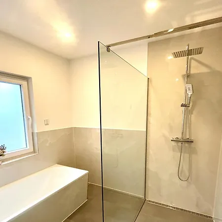 아파트 Modern Business Near Expo & Self Check-in & Fast Wifi & Free Parking - Quiet 하노버