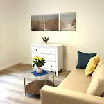 Modern Business Near Expo & Self Check-in & Fast Wifi & Free Parking - Quiet ハノーファー